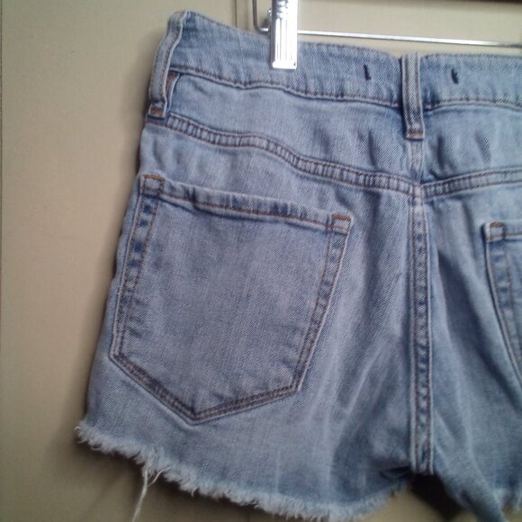 Bullhead Shorts 5 Denim Distressed Raw Hem Blue - Picture 2 of 12